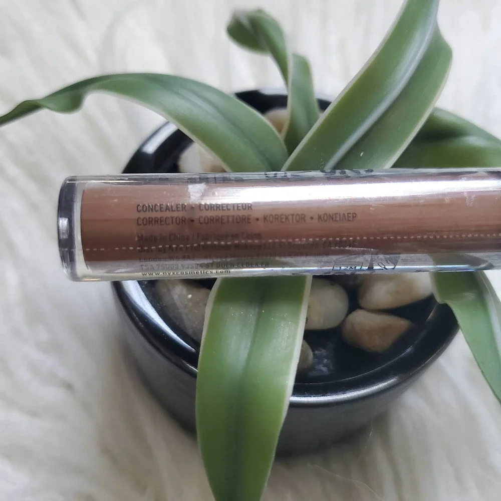 NYX Can't Stop Won't Stop Contour Concealer / Corrector Walnut